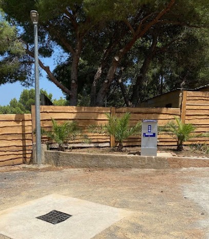 Camping Le Bois De Pins, Camping à Salses-le-Château