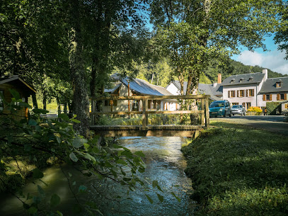 Le Moulin Des Baronnies - Camping / Gîte, Camping à Sarlabous