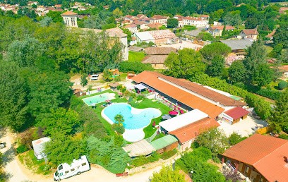 Lakes Of Courtes, Camping à Estang