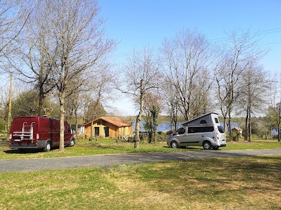 La nuit au lac du Verdon, Camping à La Tessoualle