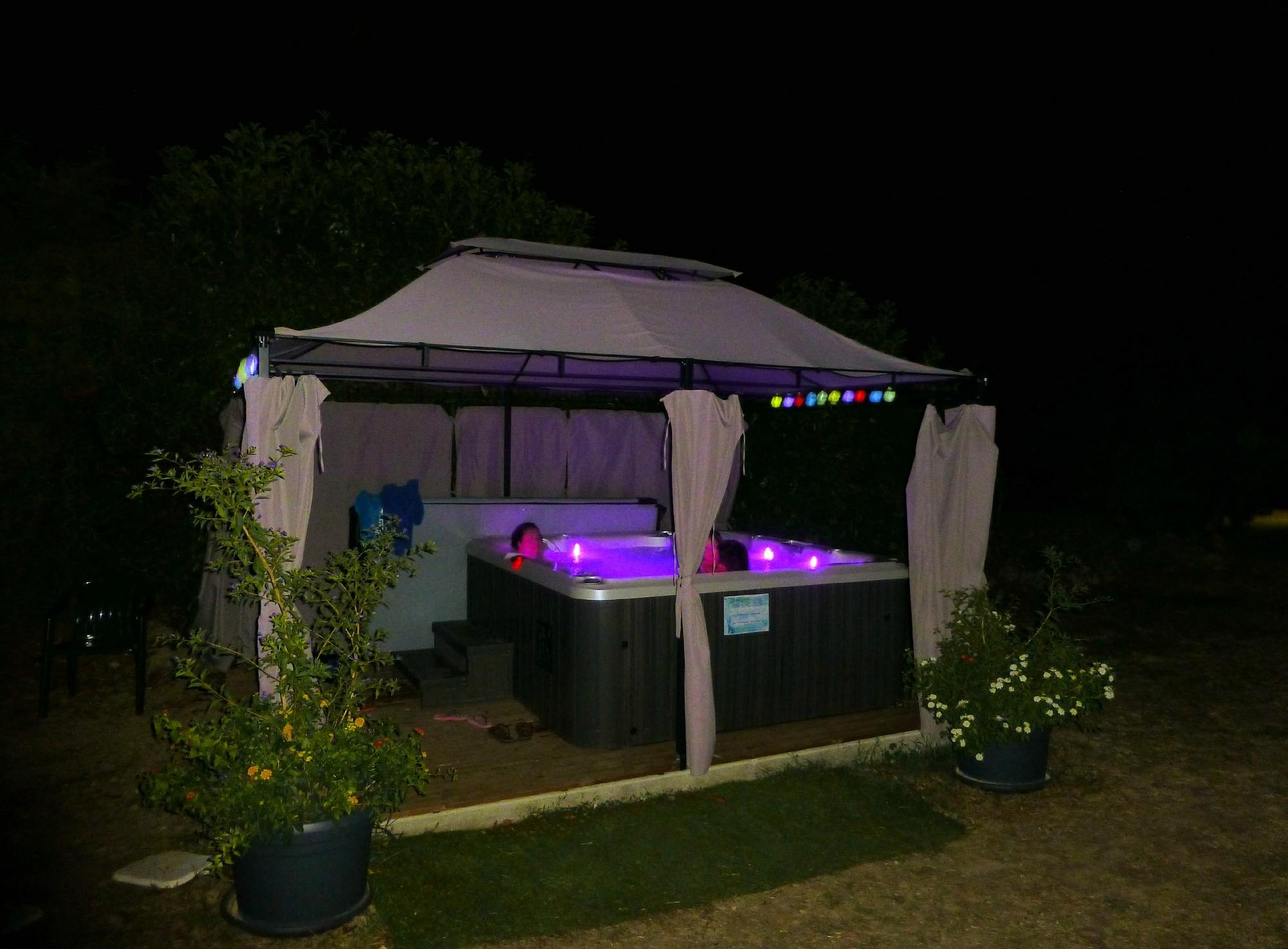 Camping Les Lavandes, Camping à Gras