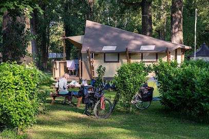 Camping Des Claires, Camping à Saint-Rambert-d'Albon